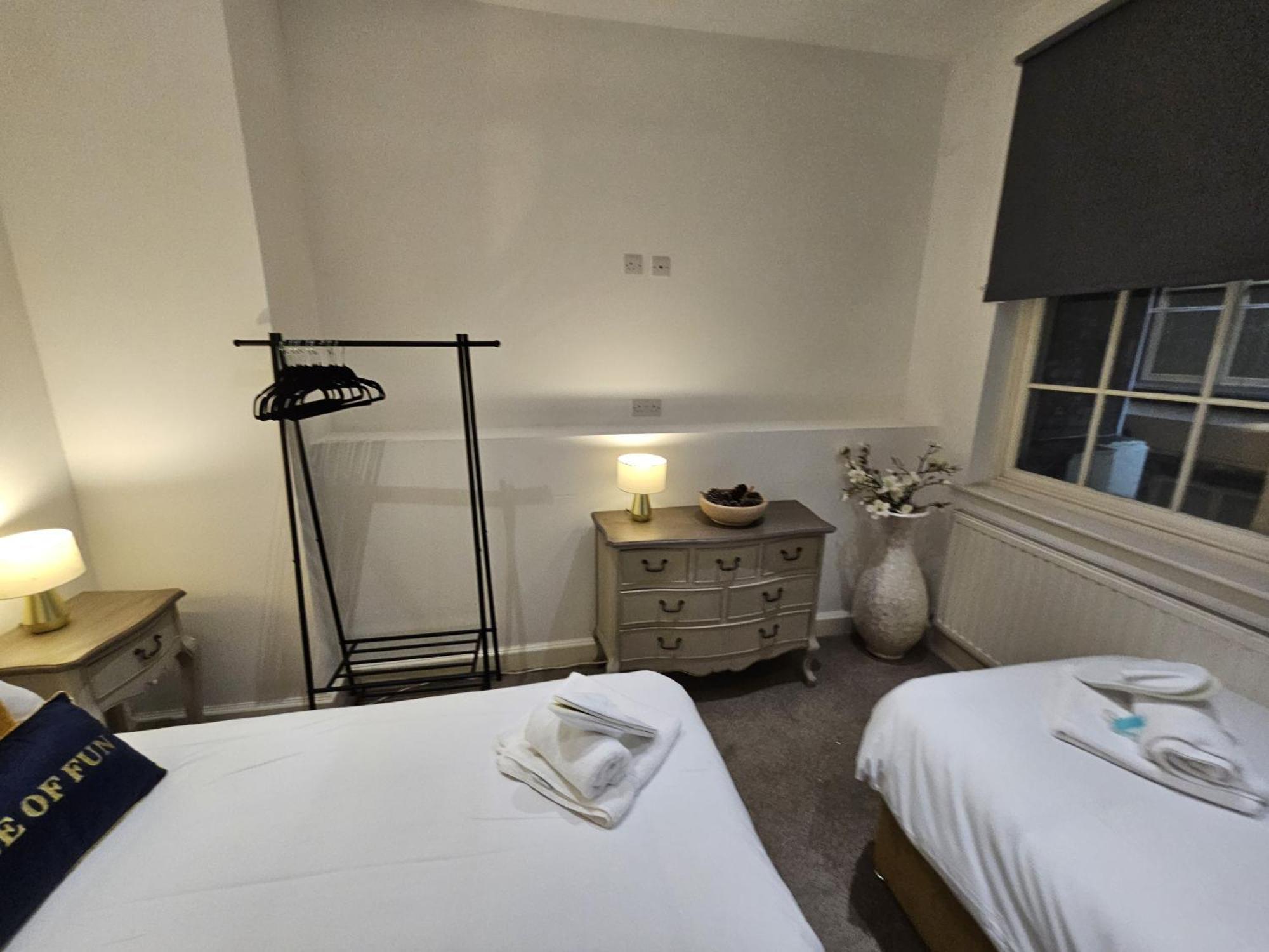 Customs House Bed & Breakfast Liverpool Bilik gambar